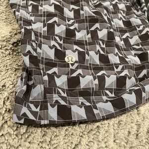 Mens M Lululemon Shorts with Compression Liner